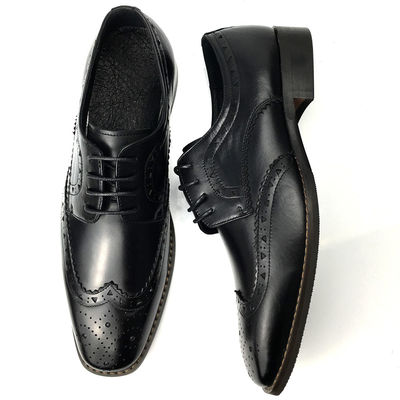Männer Casual Leather Schuhe / Männer Schwarze Oxford Schuhe Mode italienischer Stil
