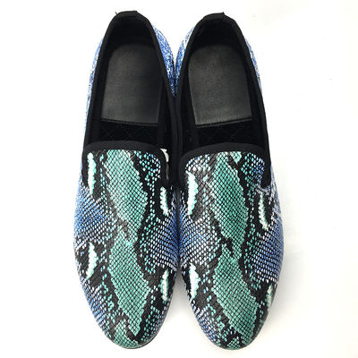 Elegantes Design Schlangenschuh Männer Loafers Tragen Sie widerstandsfähige Männer Lederschuhe