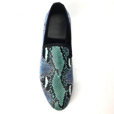 Elegantes Design Schlangenschuh Männer Loafers Tragen Sie widerstandsfähige Männer Lederschuhe