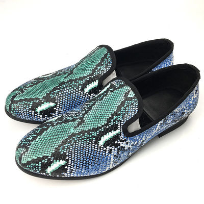 Elegantes Design Schlangenschuh Männer Loafers Tragen Sie widerstandsfähige Männer Lederschuhe
