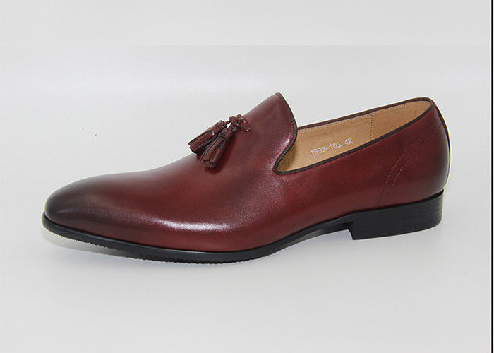 Tassel Hochzeitsschuhe mit niedrigem Absatz Loafers Stil Bullock Round Toe Handgefertigte Oxford-Schuhe