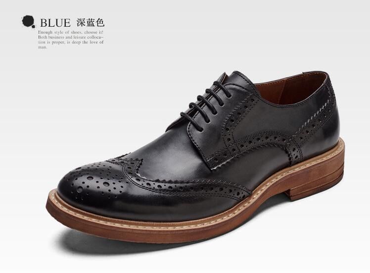 Handgefertigte, gebrannte, formelle, Lederschuhe, maßgeschneiderte, braune, Spitzen-Schuhe.